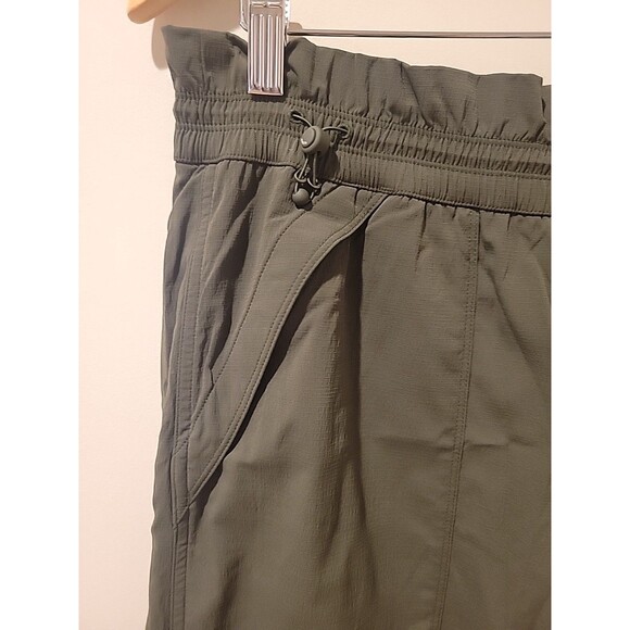 Athleta Trekkie High Rise Parachute Wide Leg Travel Pants 12 #533487 Aspen Olive - Picture 5 of 9